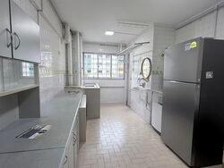 Blk 240 Yishun Ring Road (Yishun), HDB 5 Rooms #575904291